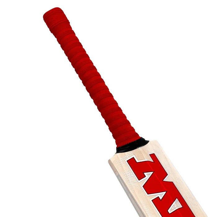  Close-up of the Sarawak cane handle for shock absorption and control.