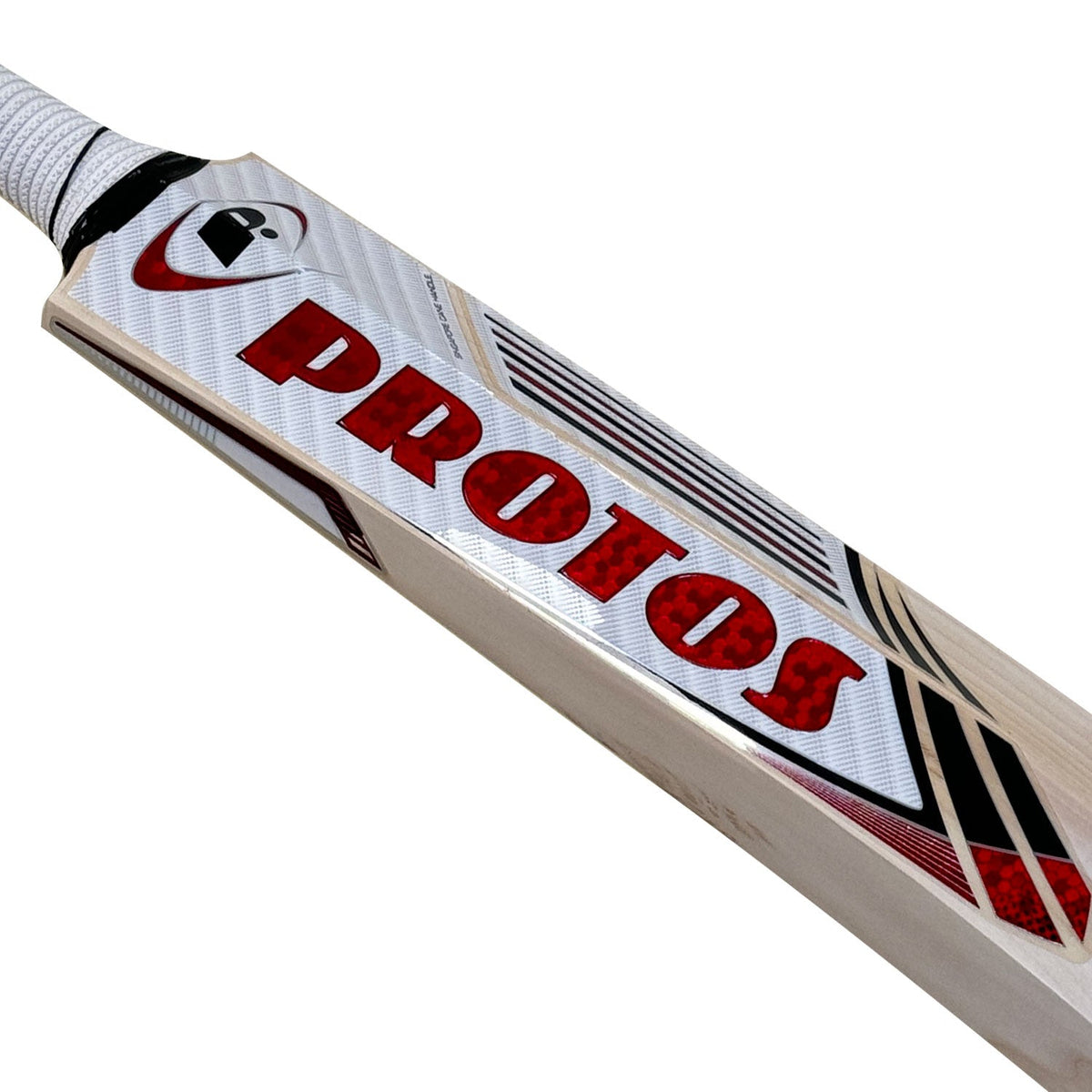 Stylish Red branding on the face of a Protos Internatus English Willow Cricket Bat.