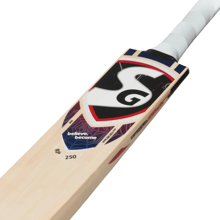 Premium cane handle and pro-grade grip of SG RP 250 cricket bat