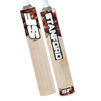 Close-up of the SF CAMO ADI 3 bat's sweet spot and thick edges made from Grade 4 English Willow.