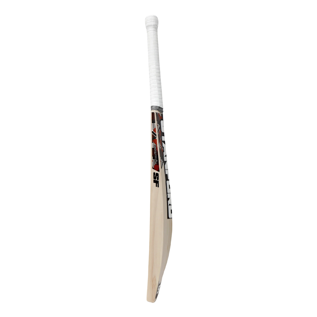 SF CAMO ADI 3 cricket bat inside its included full-length padded cover for complete protection.