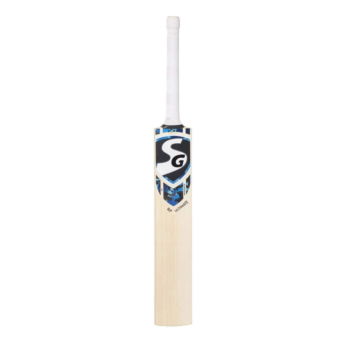 Close-up of SG RP Ultimate Bat's 5-6 straight grains and thick edges.