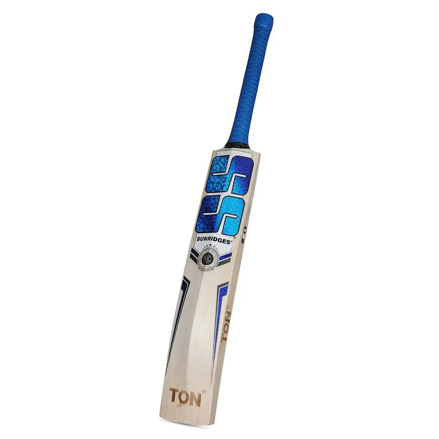 Toe of SS Premium English Willow Cricket Bat with fitted toe guard for extra durability on hard pitches.

