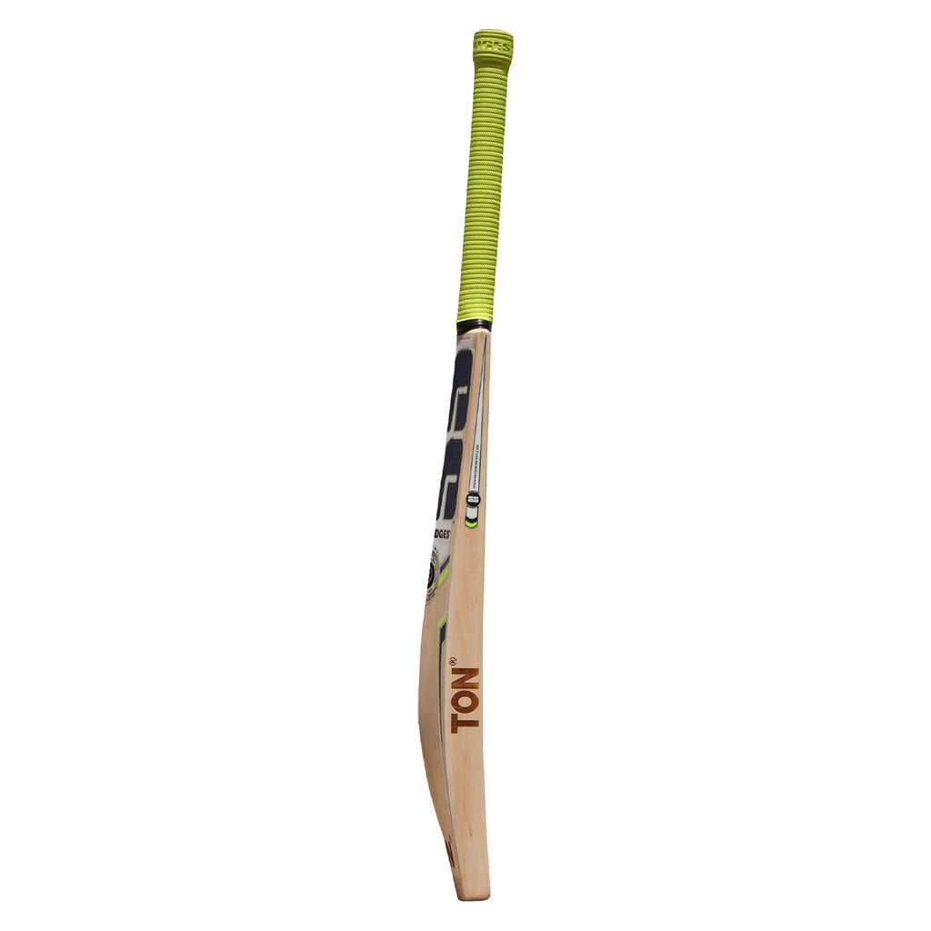 Durable toe guard construction on SS Ton Waves English Willow Cricket Bat for protection.